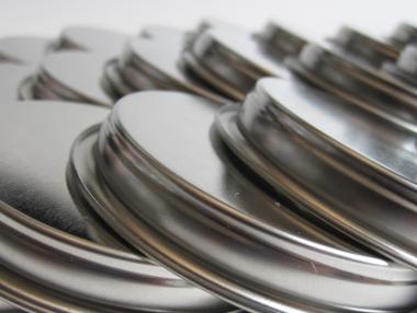 Златото поевтиня, а среброто поскъпна – и двете минимално