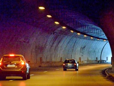 Тунел „Траянови врата“ пак остана без осветление (обновена)