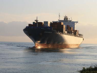 Трудните месеци за българския износ продължават