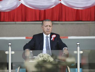 Централната банка в Турция вдигна лихвите въпреки критиките на Ердоган