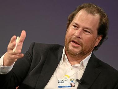 Технологичен милиардер купува списание Time