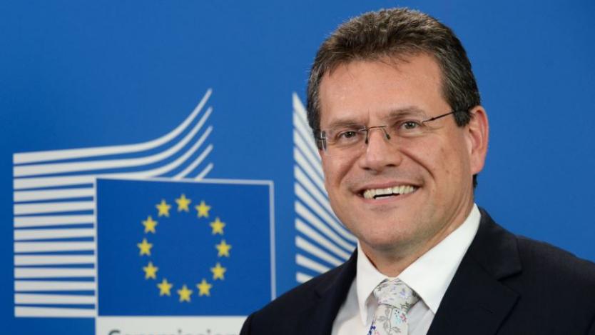 Шефчович e първият кандидат на ПЕС за следващ председател на ЕК