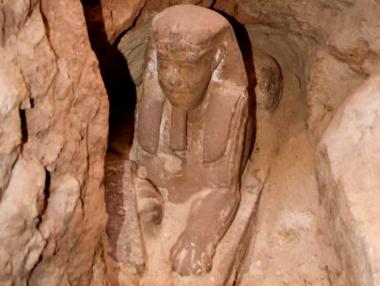 Египетски археолози откриха нов сфинкс