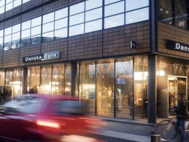 Шефът на Danske Bank напусна заради скандал с пране на пари