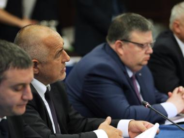 Борисов: Милиони и милиарди събрахме чрез борбата с контрабандата