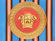 Michael Kors може да купи Versace в сделка за 2 млрд. долара