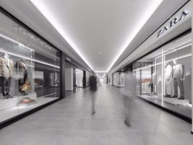 Как Zara ни кара да харчим повече пари