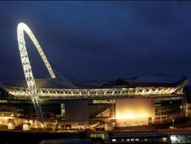 Американски милиардер може да купи стадион „Уембли“