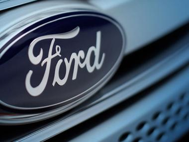 Ford загуби 1 млрд. долара заради митата на Тръмп