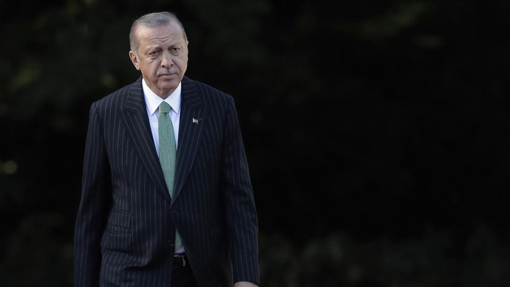ЕС намали с 40% финансовата помощ за Турция