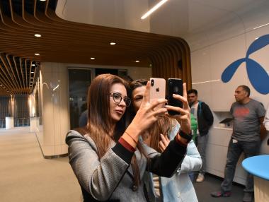 Новите iPhone XS и iPhone XS Max вече са в България