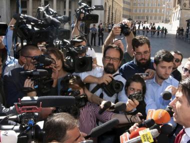 Защо италианският бюджет разтърсва Европа