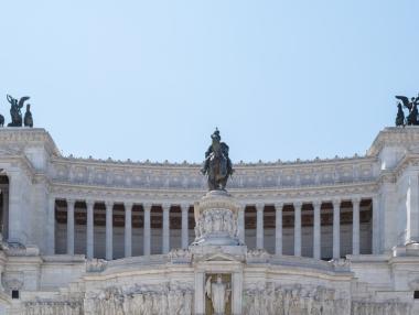 Дългът на Италия ще се понижи въпреки дефицита, смята Джовани Триа