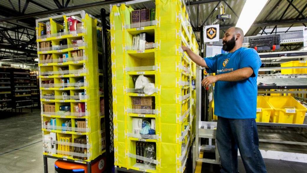 Amazon вдигна на $15 почасовата надница за всичките си служители в САЩ