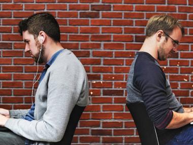 4-те топ приложения за чат имат над 4 млрд. потребители