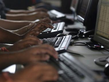 Американските и европейски индекси се понижиха