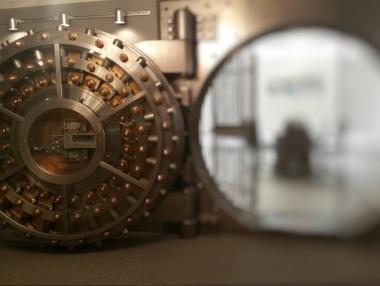 Швейцария слага край на тайните офшорни сметки