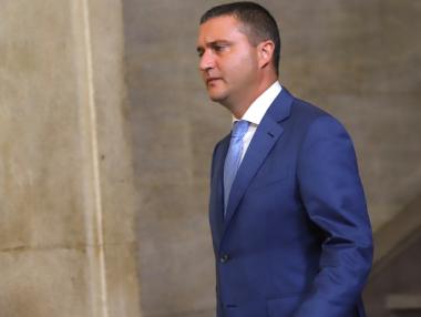 Пореден излишък, а мислят за по-високи данъци...