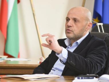 Томислав Дончев: Няма риск от загуба на средства по програмата за наука