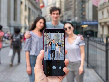 Използваме телефоните си по-често за снимки, отколкото за обаждания