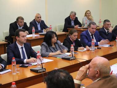 Държавният ТЕЦ дължи 300 млн. лв. за въглеродни квоти