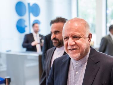 Тръмп не може да свали цената на петрола, тормозейки други държави