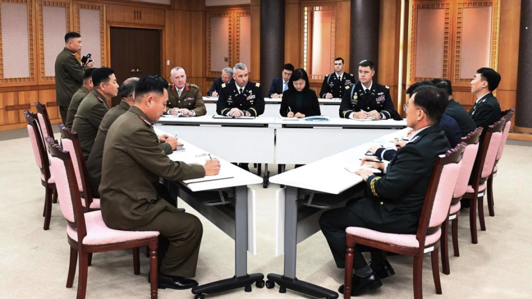 Двете Кореи стартираха тристранните преговори с ООН