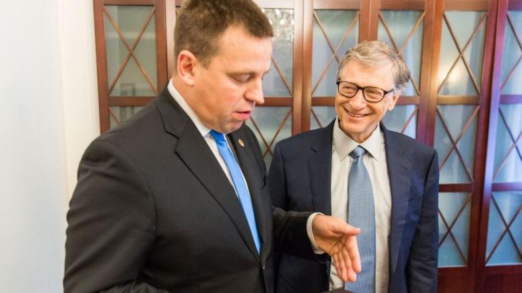 Бил Гейтс получи електронно гражданство от Естония