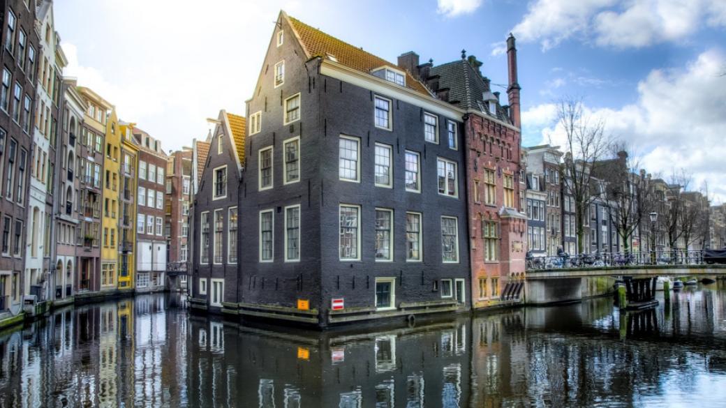 Амстердам мисли да забрани апартаментите под наем в центъра
