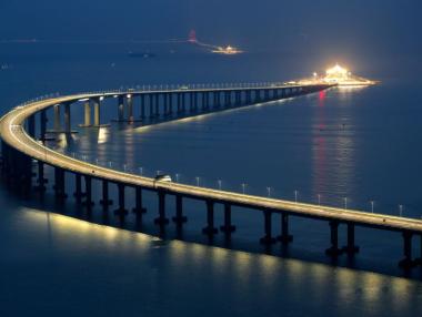 Най-дългият морски мост в света бе открит в Китай