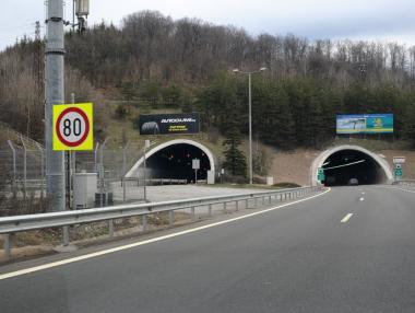 АМ „Хемус“ ще бъде затворена за няколко часа днес