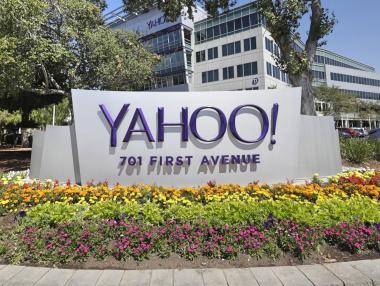 Yahoo склони да плати $50 млн. след най-големия киберпробив в историята