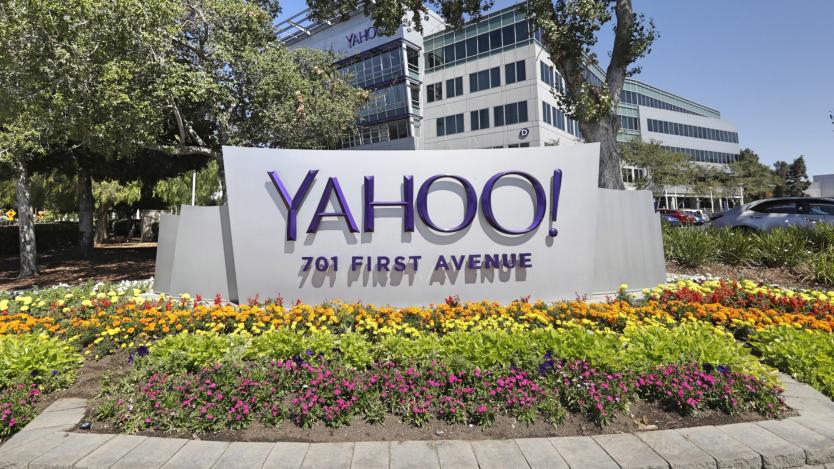 Yahoo склони да плати $50 млн. след най-големия киберпробив в историята