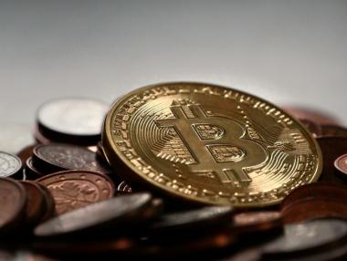 Възход, падение и напрегнато очакване: бурното първо десетилетие на биткойна