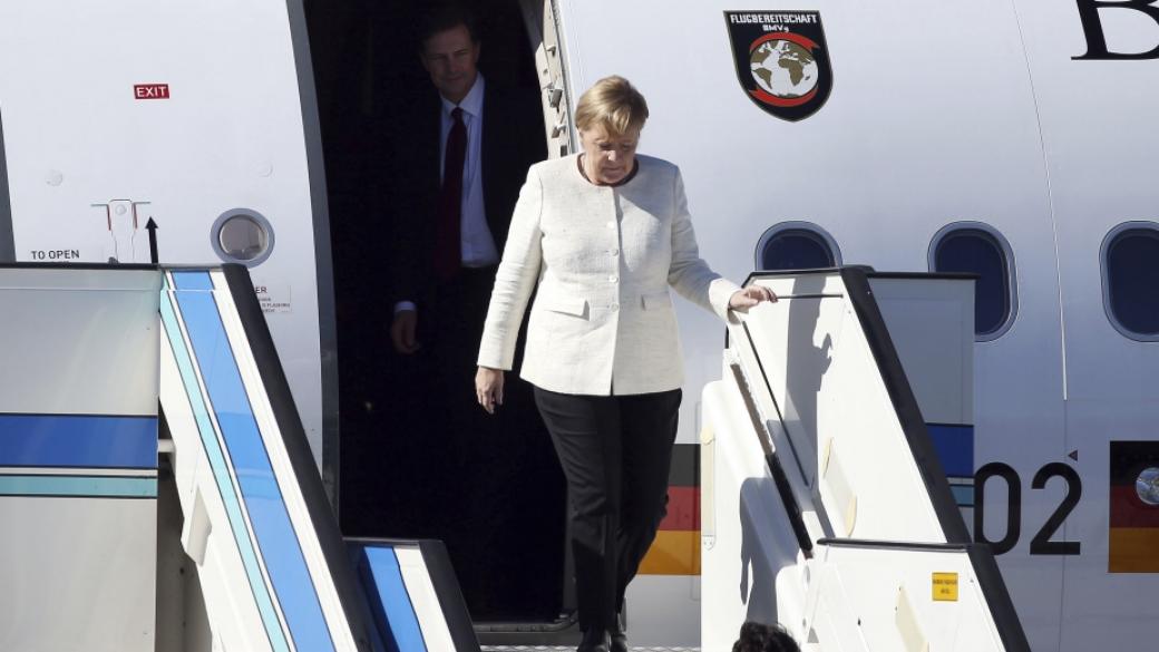 Меркел напуска управлението на партията си, съобщава Bloomberg
