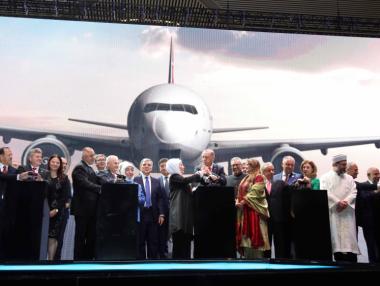 Ердоган откри символично най-голямото летище в света