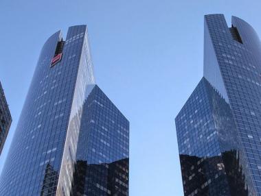 Societe Generale продава и банката си в Полша