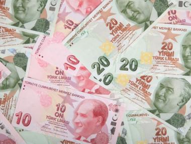 Турската лира поскъпва заради добрите новини
