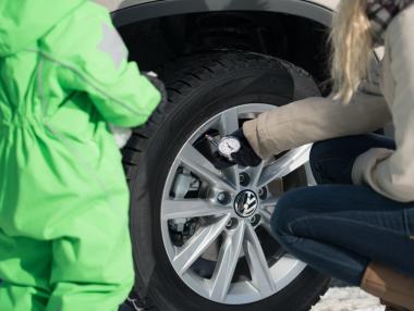 Как да шофирате безопасно през зимата