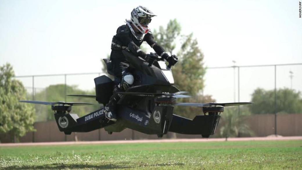 Дубайската полиция започва тренировки с летящи мотоциклети
