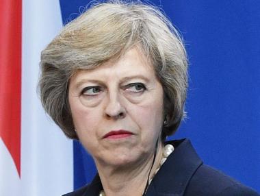 С думите „Brexit е ужасяваща грешка” още един министър изоставя Мей