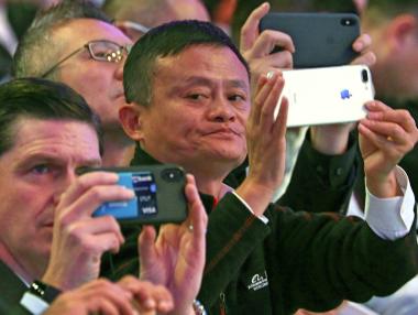 Най-продаваните марки смартфони в „Деня на самотните сърца“ на Alibaba