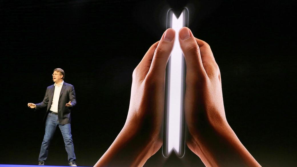 Сгъваемият Samsung: Очаквайте през март срещу нечувана досега цена