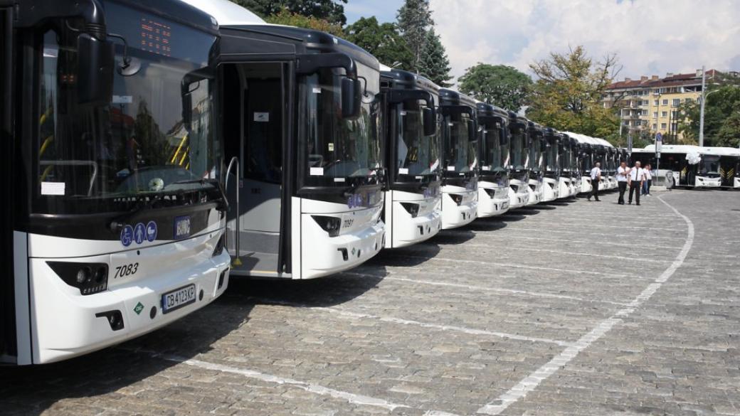 Още 60 автобуса на природен газ ще се движат в столицата през 2019 г.