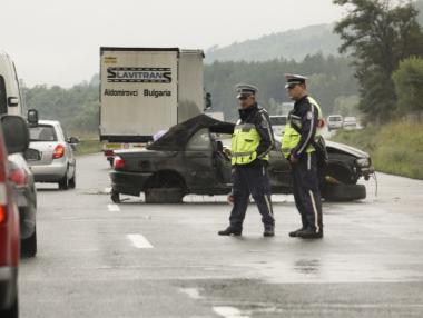 КРИБ и АИКБ настояват за таван на обезщетенията за „болки и страдания“