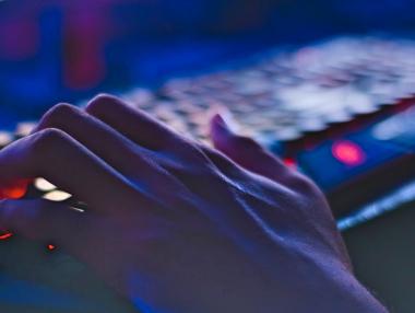 Цената на дигиталната ни идентичност се е сринала до $50 на черно
