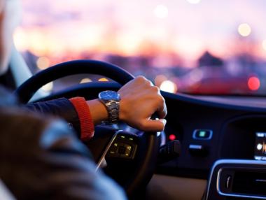 BMW, Vodafone и Ericsson искат ЕС да позволи 5G при колите