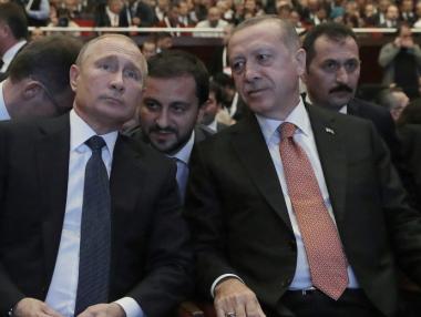 Путин и Ердоган дадоха старт на сухопътния участък на „Турски поток“