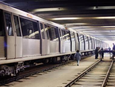 Служителите на букурещкото метро започват стачка