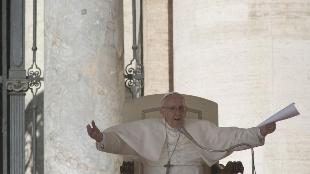 Папа Франциск идва в България през 2019 г.